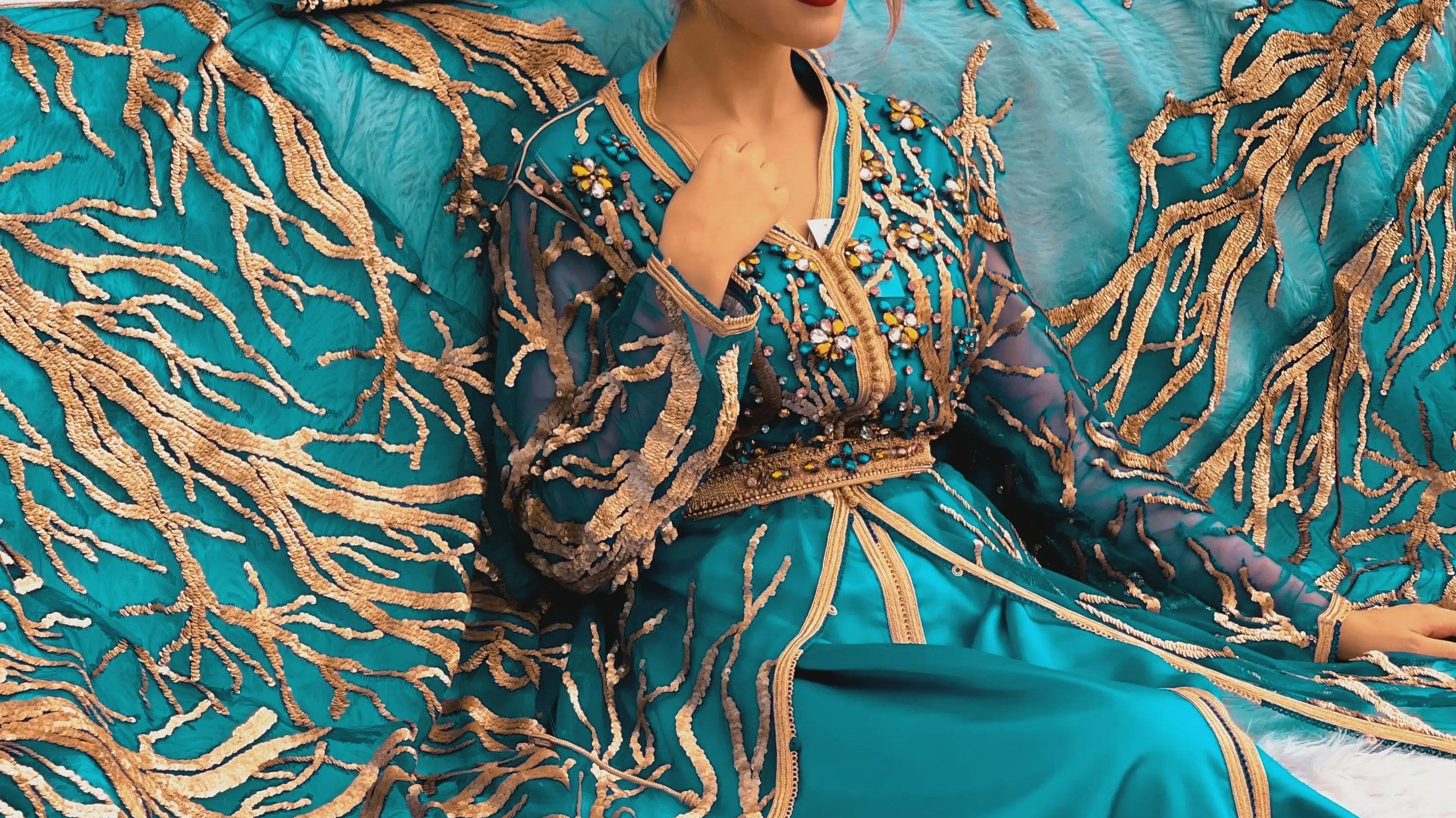 How to Style a Luxury Moroccan Caftan for an International Gala
