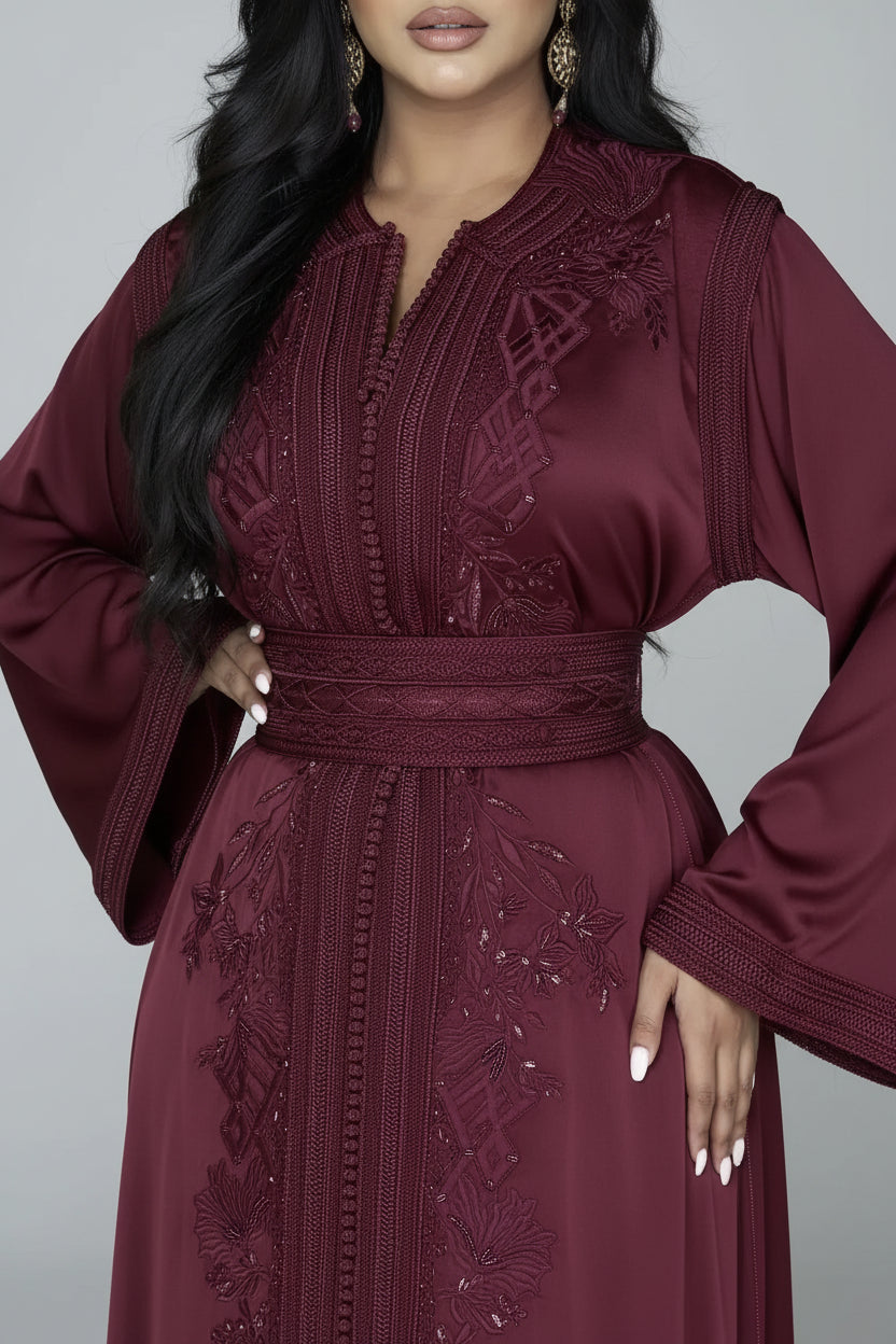 Caftan – Vintage Satin Elegance
