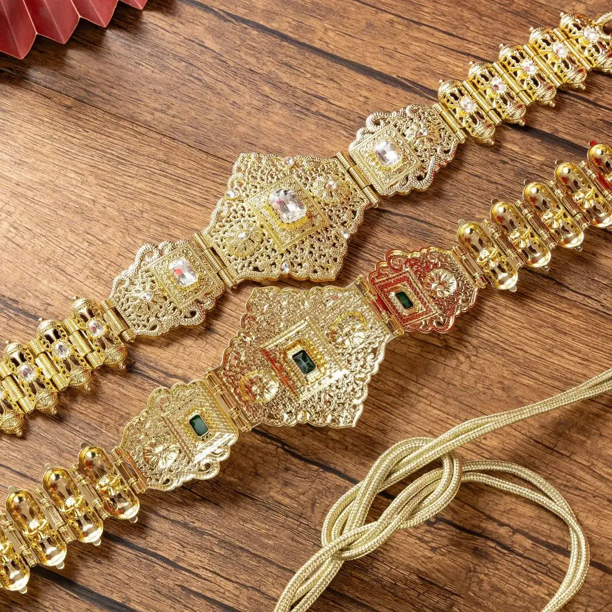 Kaftan – Koninklijke Gebeeldhouwde Tailleketting