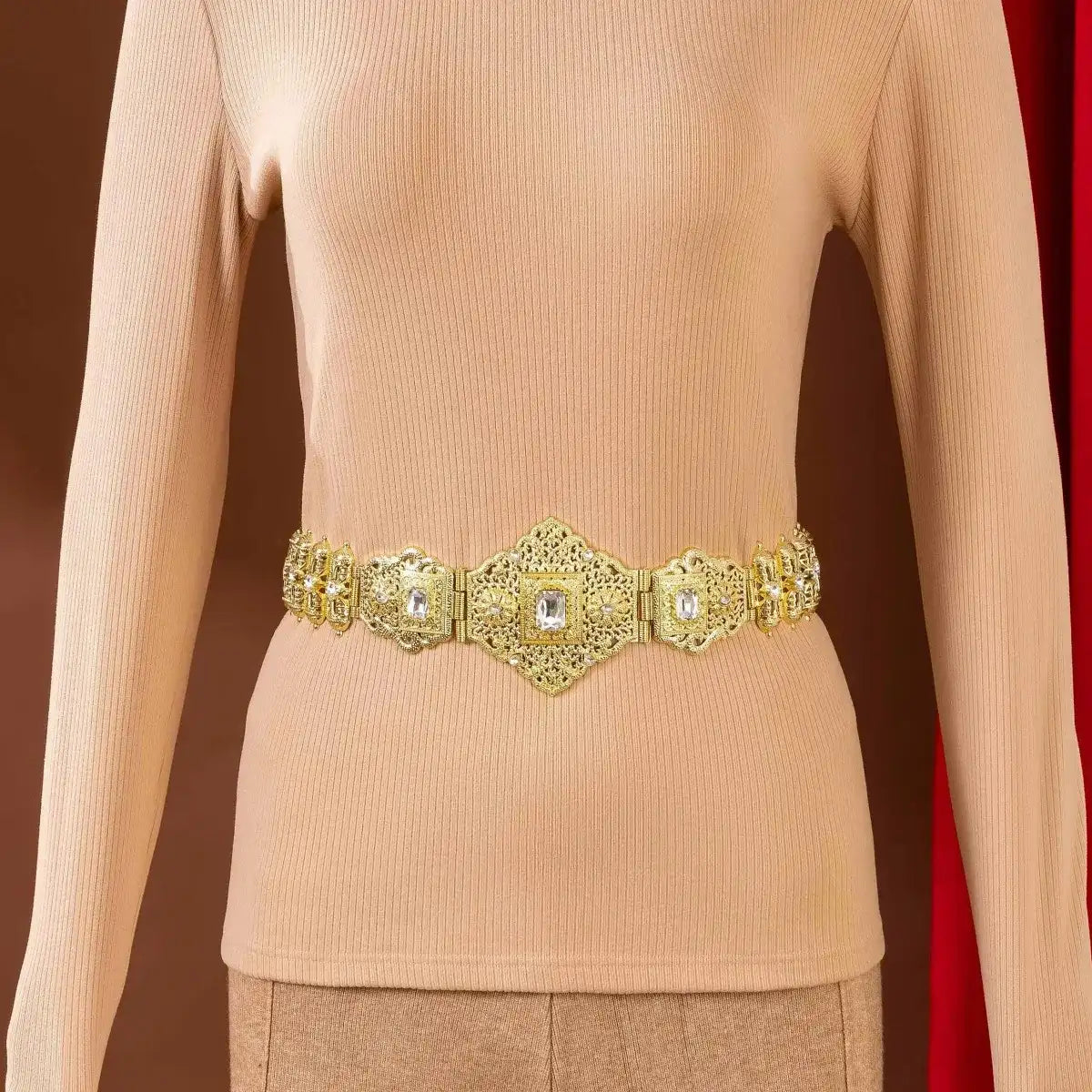 Caftan – Koninklijk gebeeldhouwde tailleketting